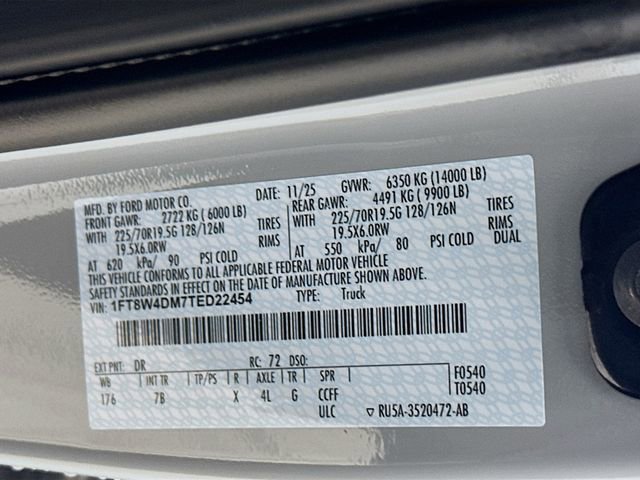 New 2026 Ford F450 Platinum w/ FX4 Off-Road Package image 32