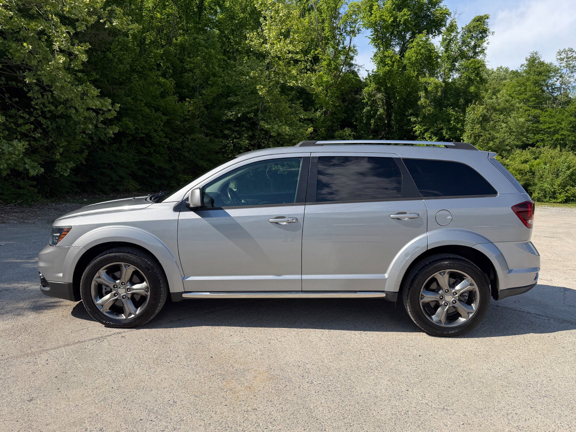 Used 2016 Dodge Journey Crossroad w/ Popular Equipment Group FWD image 8