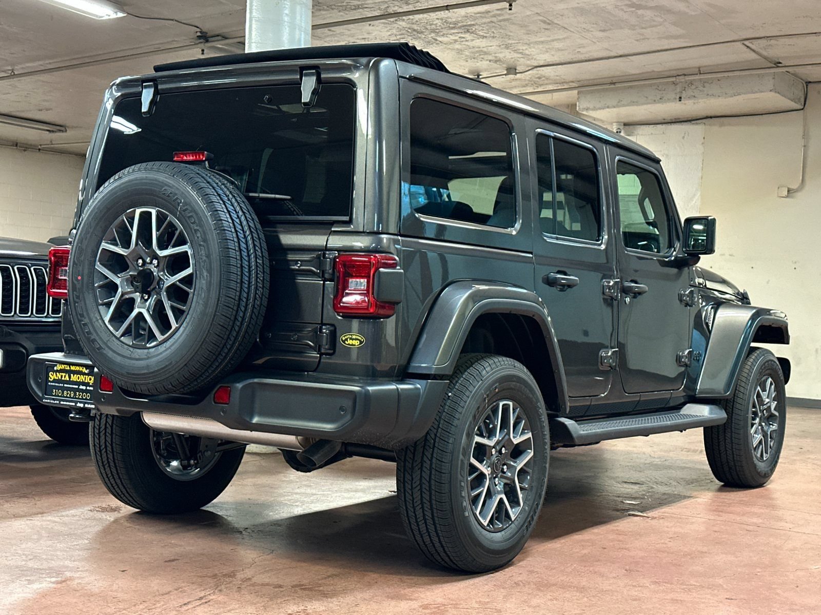 New 2025 Jeep Wrangler Unlimited Sahara w/ Safety Group AWD/4WD image 5