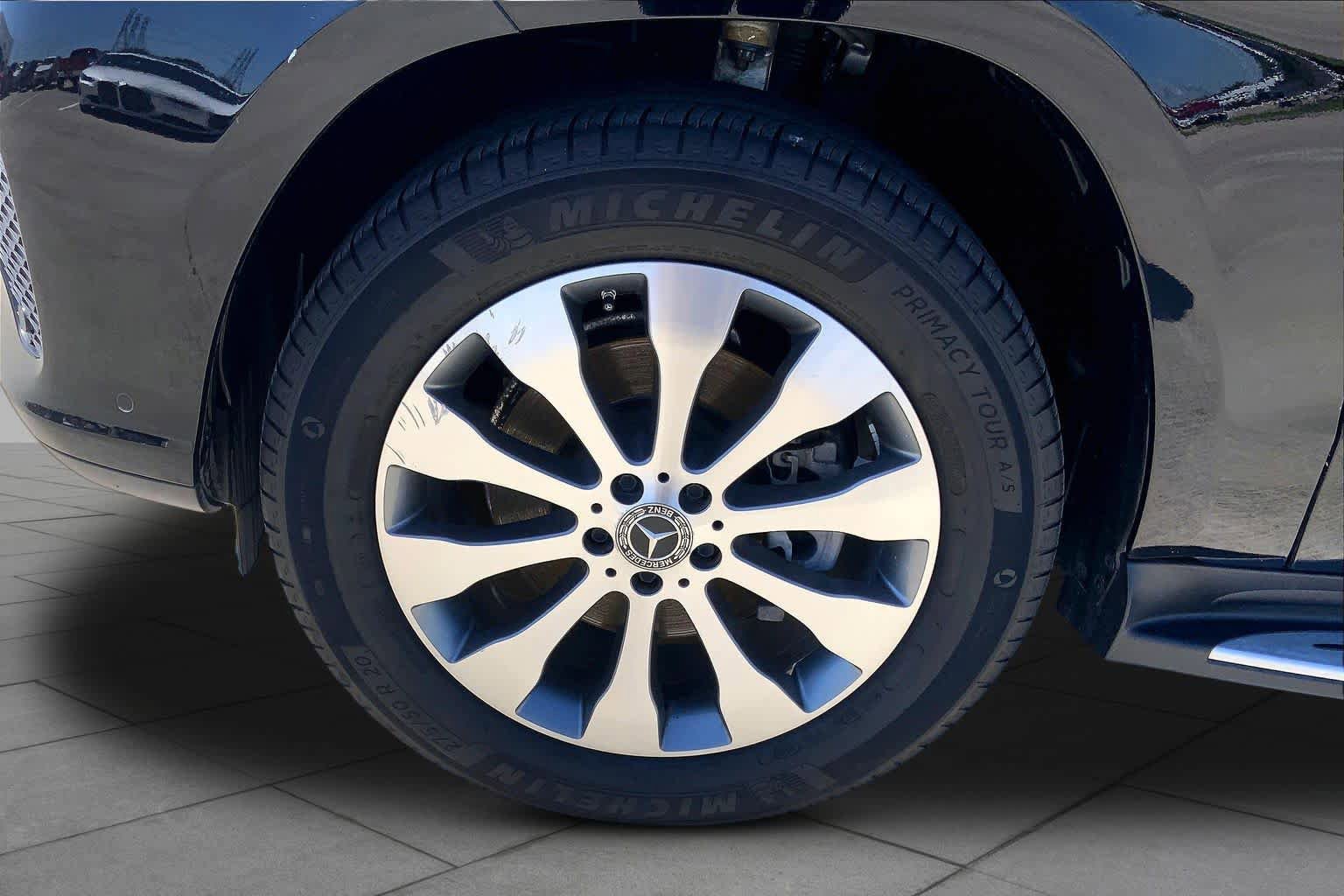 Used 2019 Mercedes-Benz GLS 450 4MATIC image 10