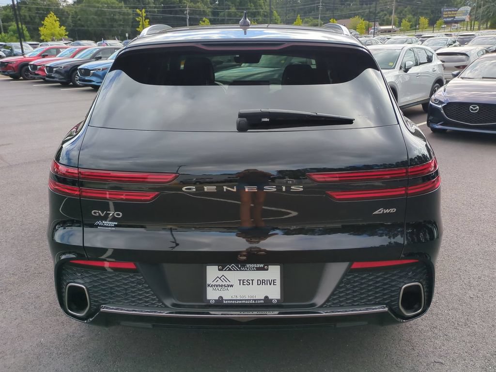 Used 2024 Genesis GV70 2.5T w/ Advanced Package AWD/4WD image 5