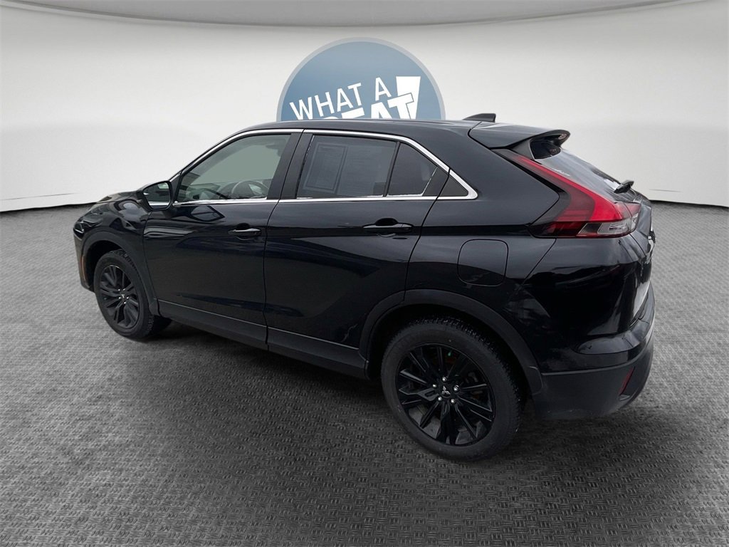 Used 2023 Mitsubishi Eclipse Cross LE image 6