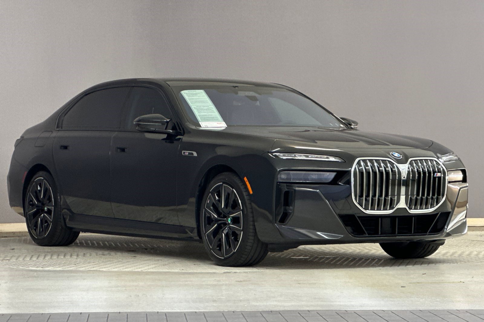 Certified 2024 BMW i7 M70 w/ Executive Package image 6