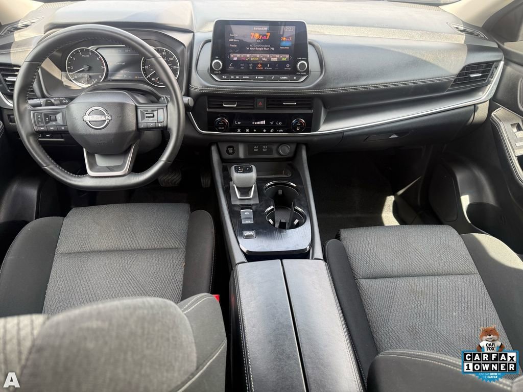 Used 2025 Nissan Rogue SV image 27