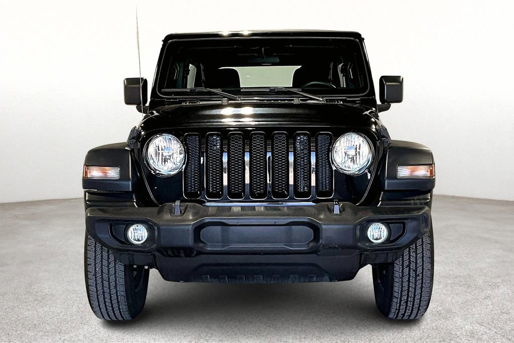 Used 2023 Jeep Wrangler Sport image 5