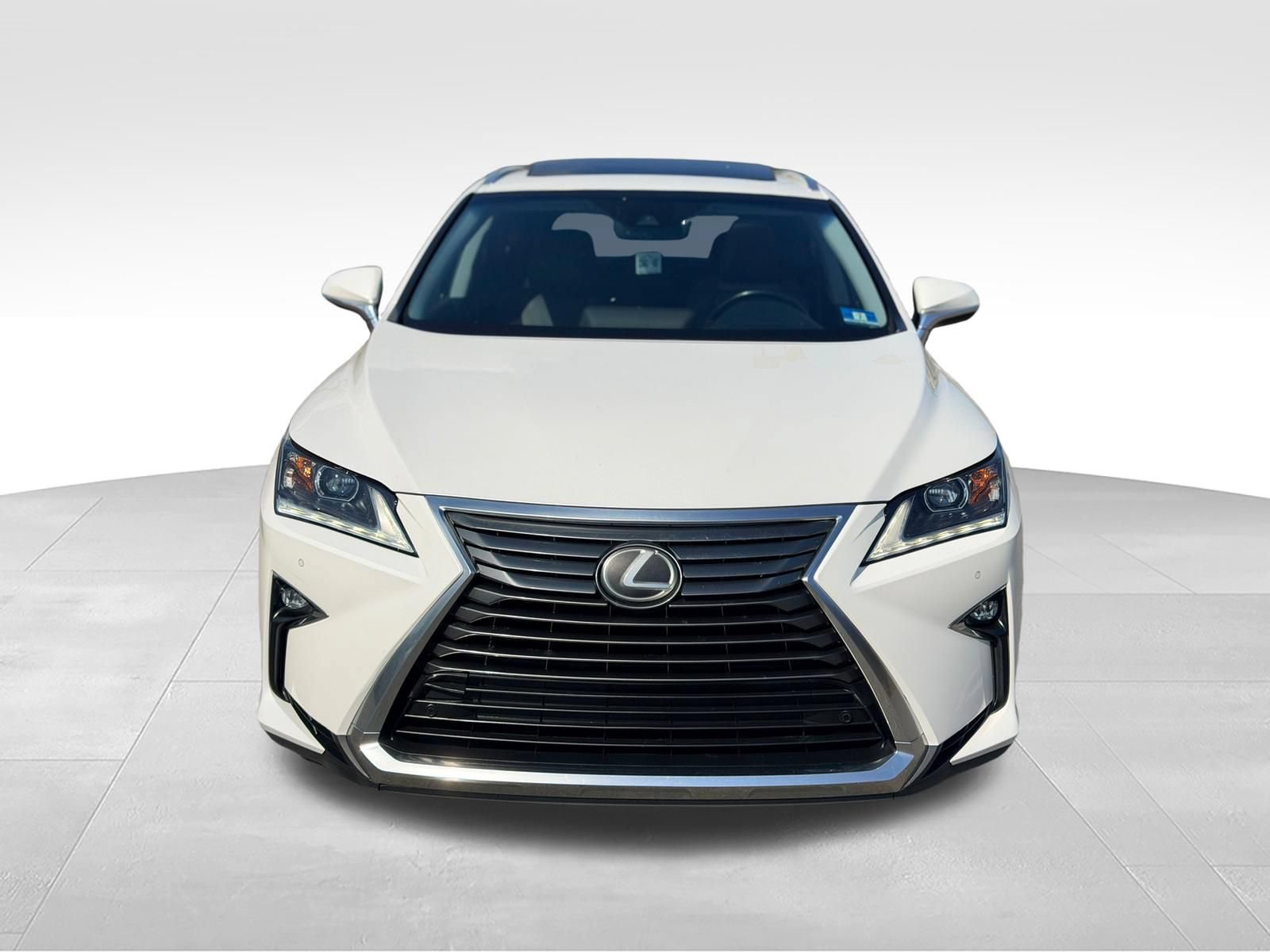 Used 2018 Lexus RX 350 AWD w/ Premium Package image 2