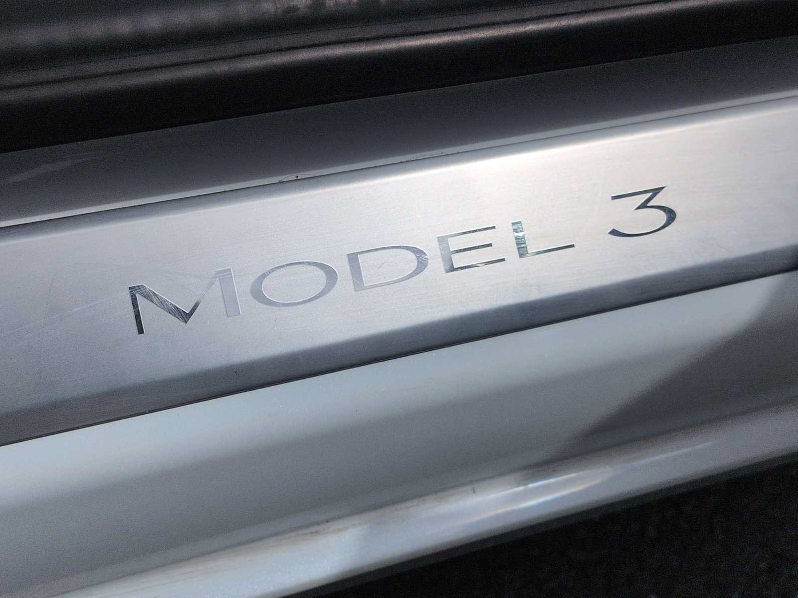 Used 2019 Tesla Model 3 Standard Range Plus RWD image 13