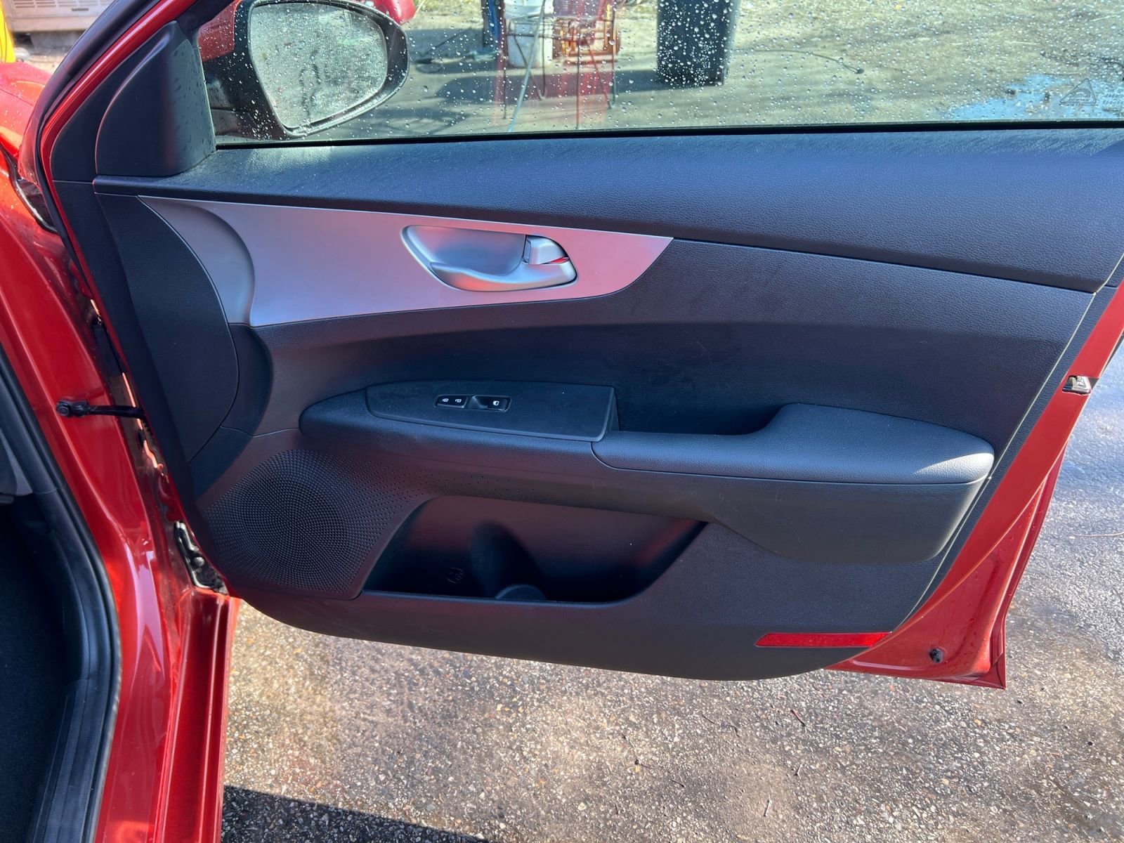 Used 2023 Kia Forte LXS FWD image 17