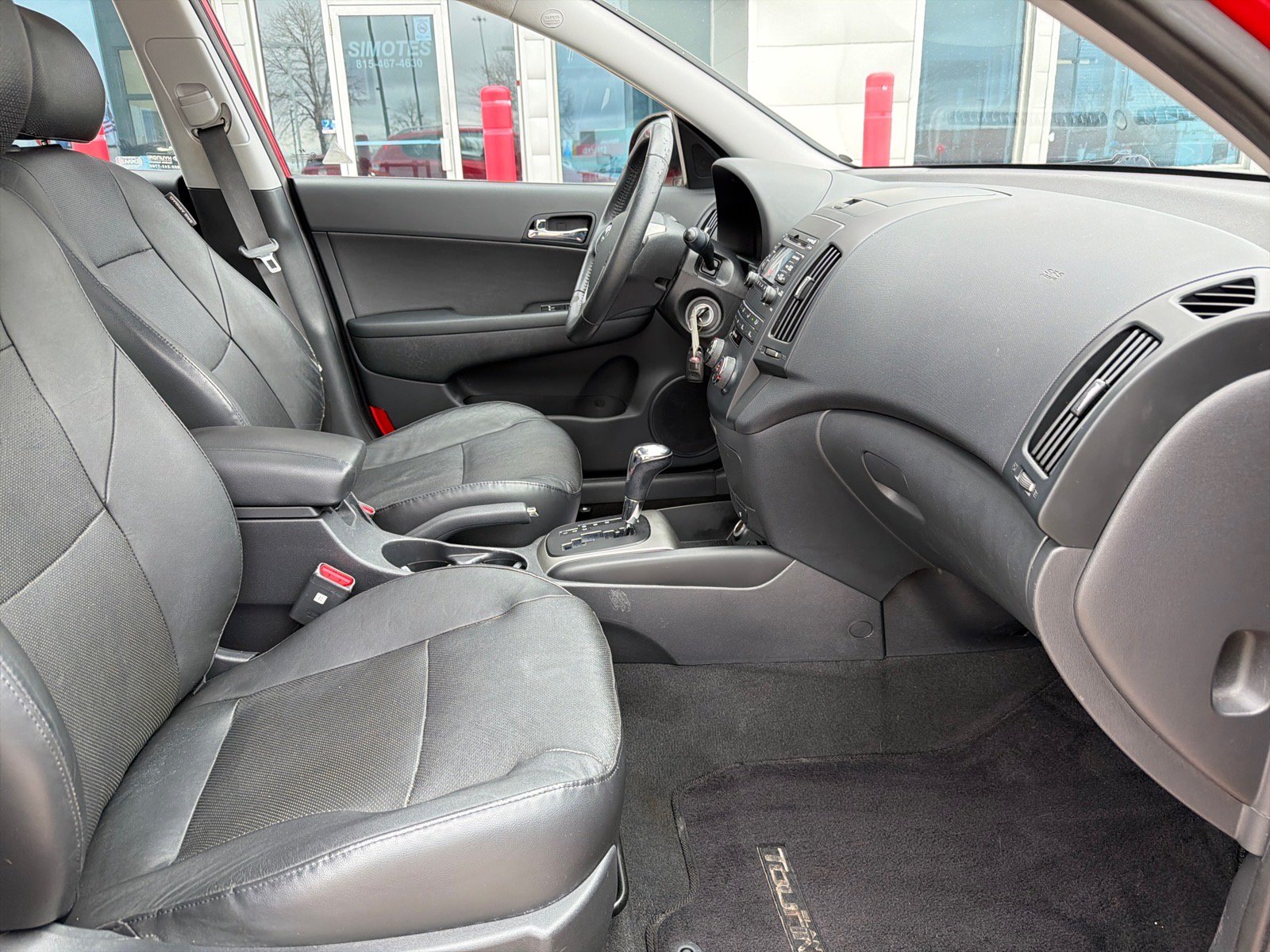 Used 2011 Hyundai Elantra FWD image 26