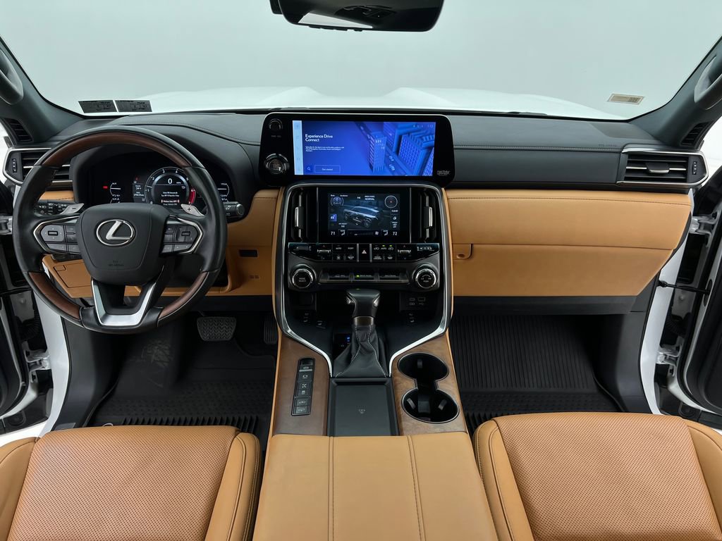 Certified 2024 Lexus LX 600 4WD w/ Luxury Package image 22