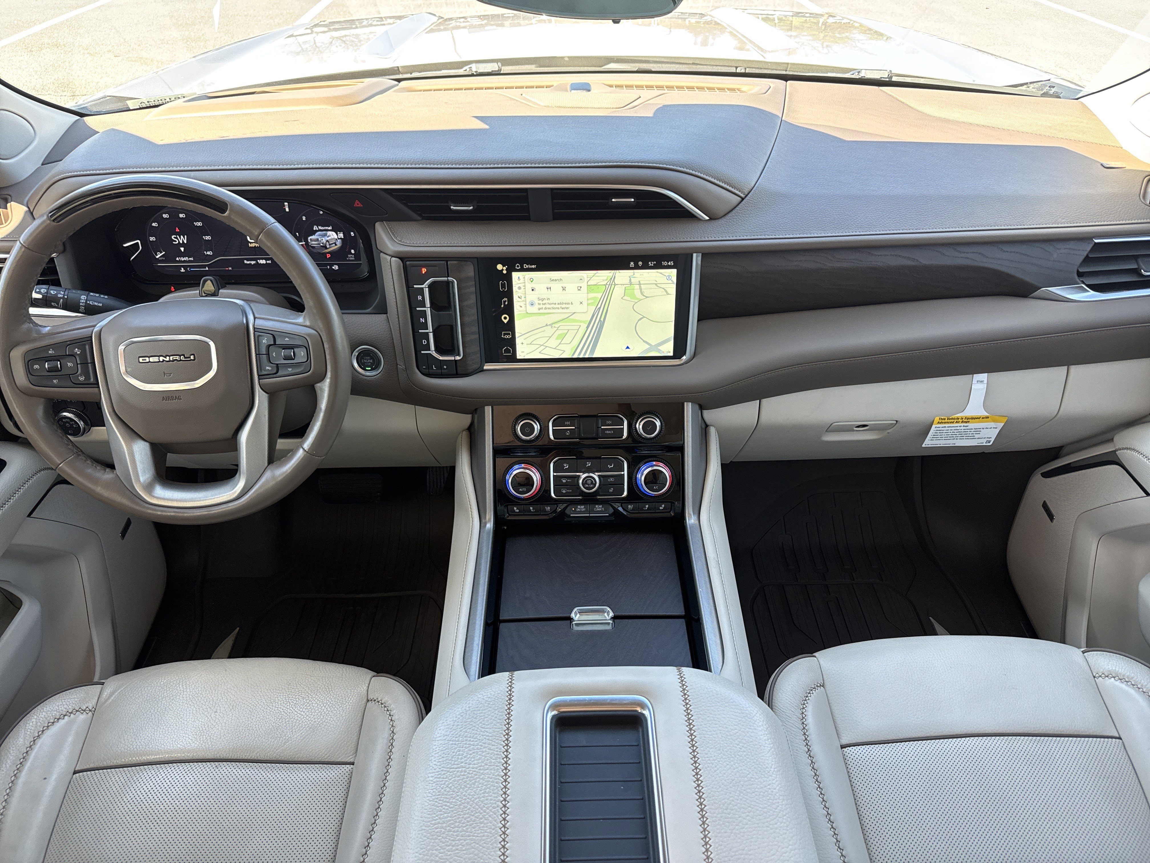 Used 2024 GMC Yukon XL Denali w/ Advanced Technology Package AWD/4WD image 32