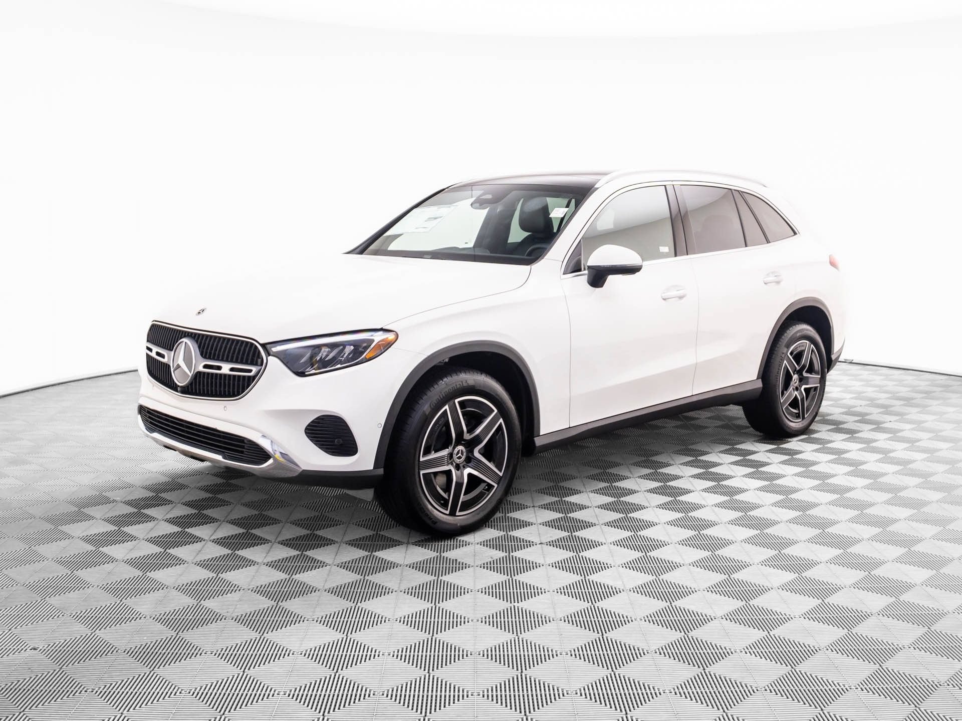New 2026 Mercedes-Benz GLC 300 4MATIC image 1