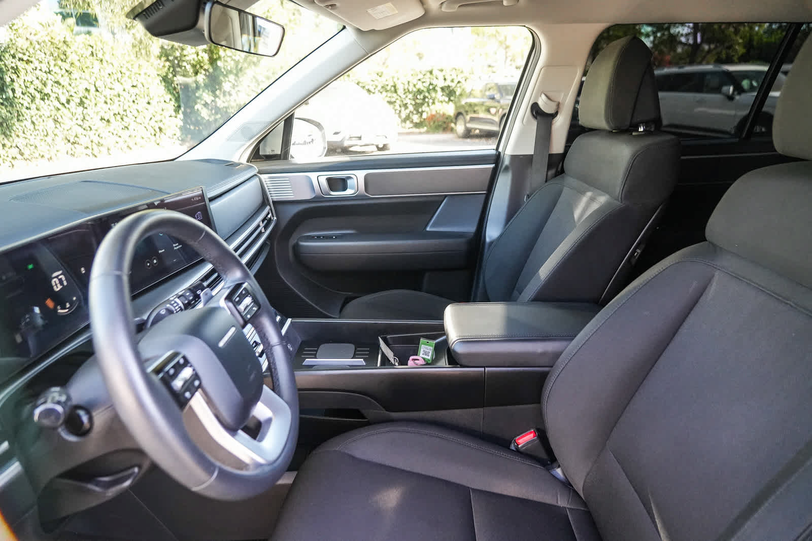 Used 2024 Hyundai Santa Fe SE FWD image 17