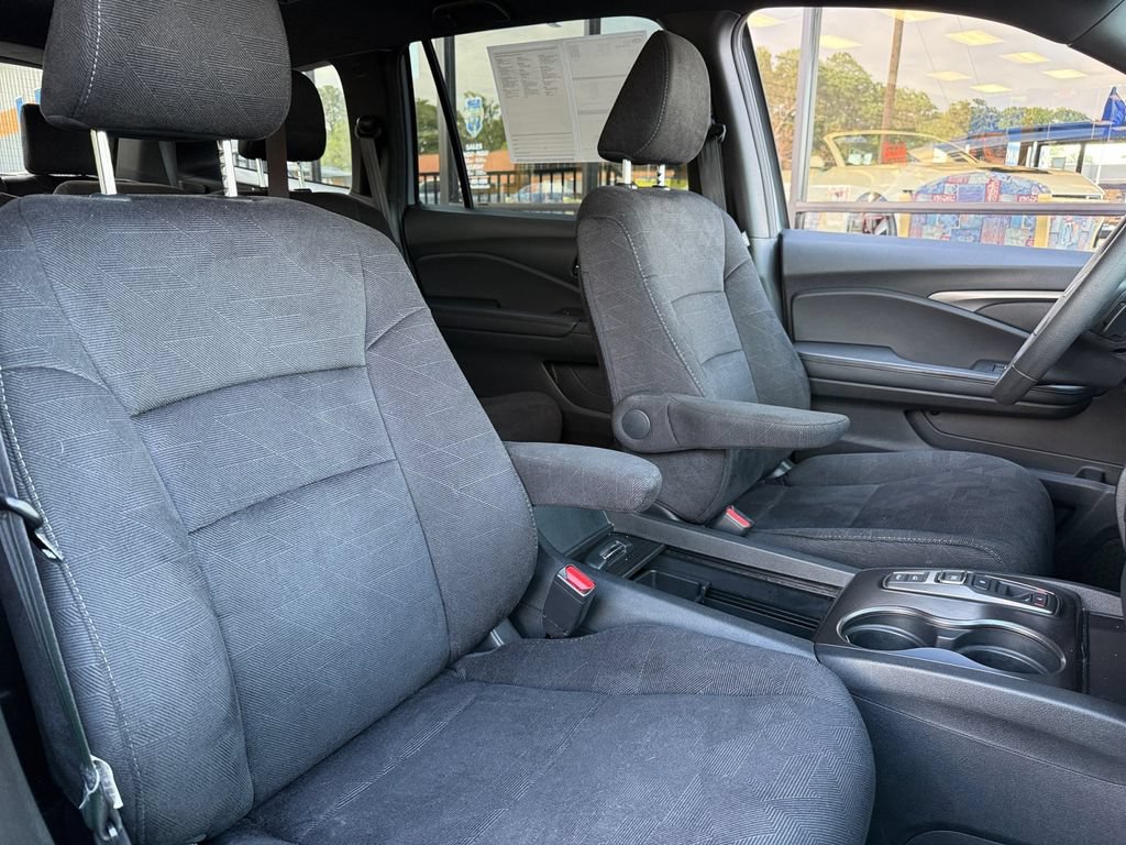 Used 2022 Honda Pilot Sport image 16