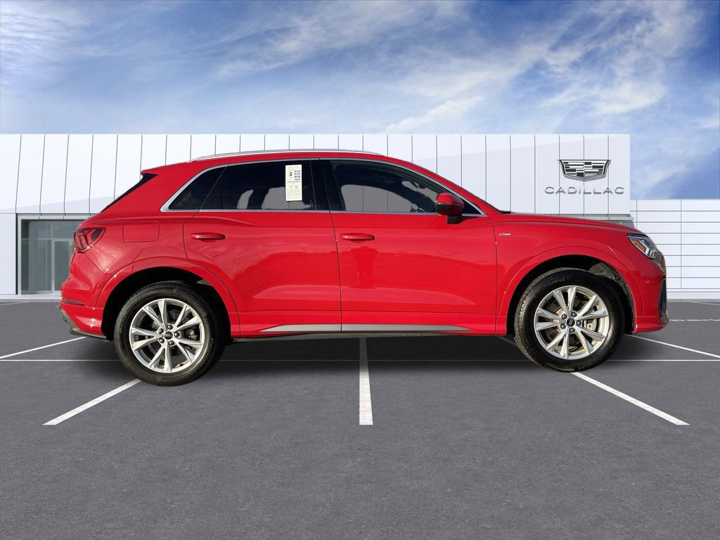 Used 2025 Audi Q3 2.0T Premium image 9