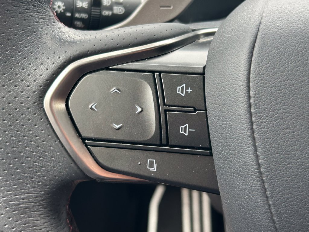 Used 2024 Lexus RX 500h F Sport AWD/4WD image 39