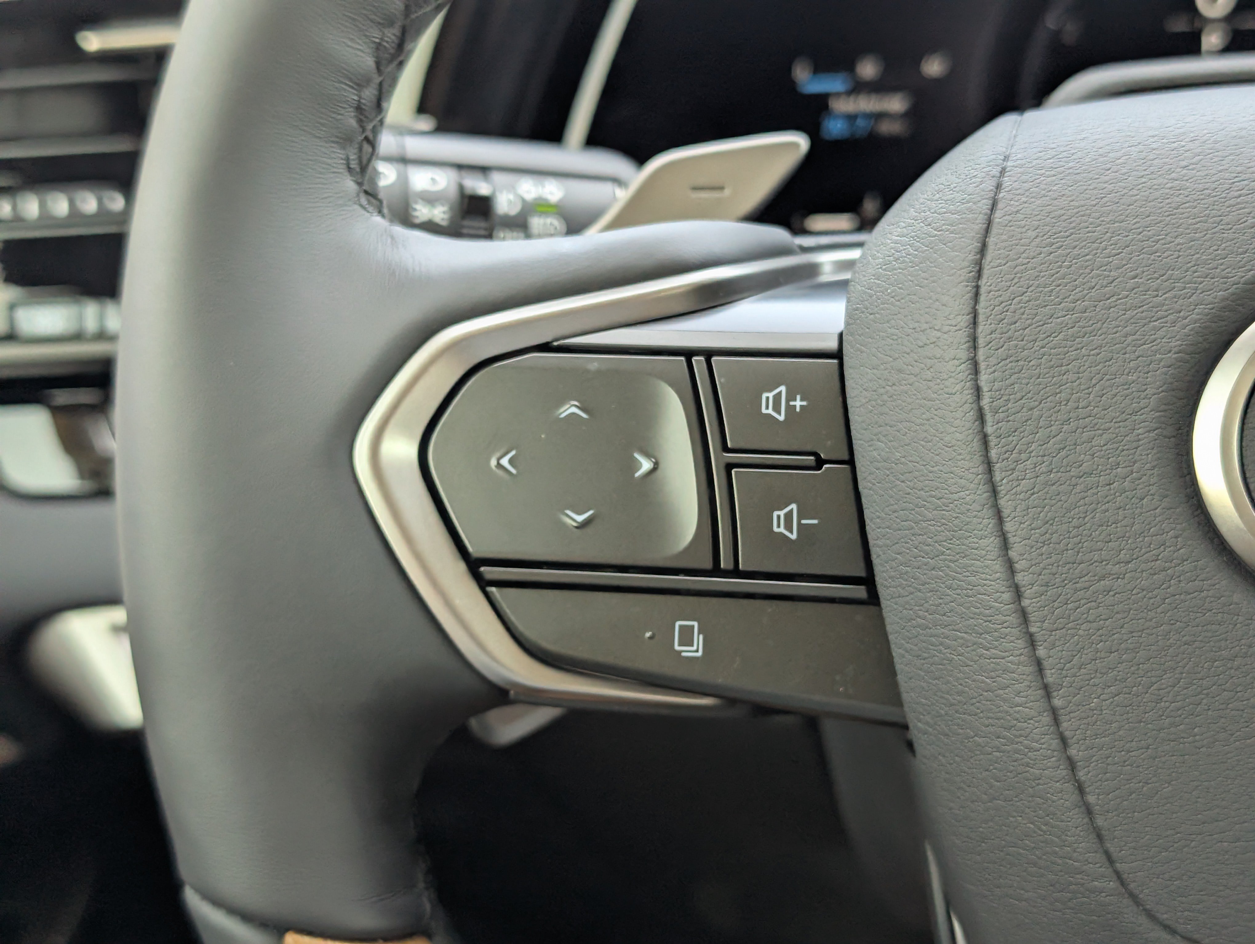 Used 2026 Lexus RX 350 FWD w/ Convenience Package image 15