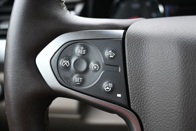 Used 2018 Chevrolet Tahoe Premier AWD/4WD image 41