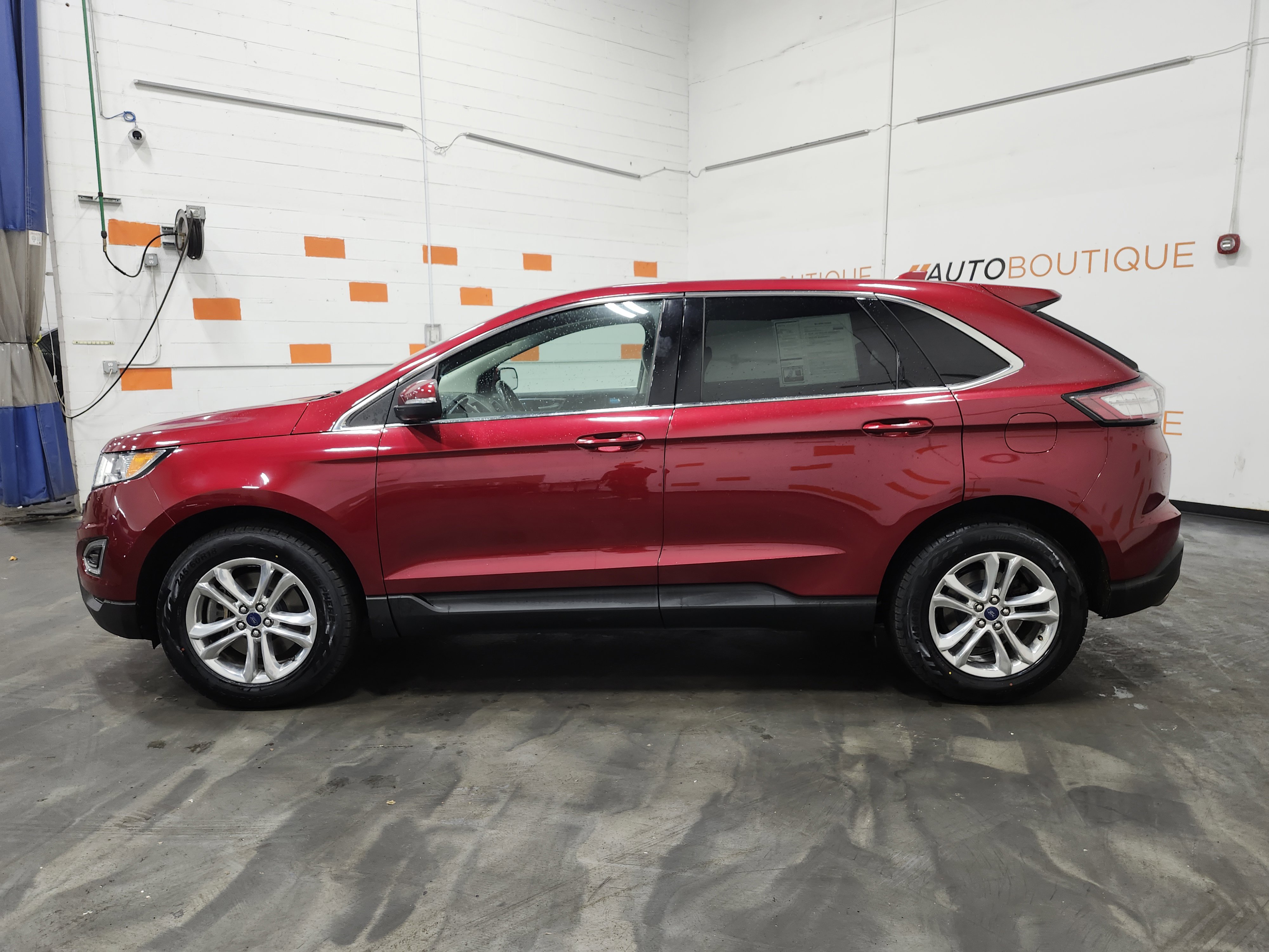 Used 2017 Ford Edge SEL w/ Equipment Group 201A image 14