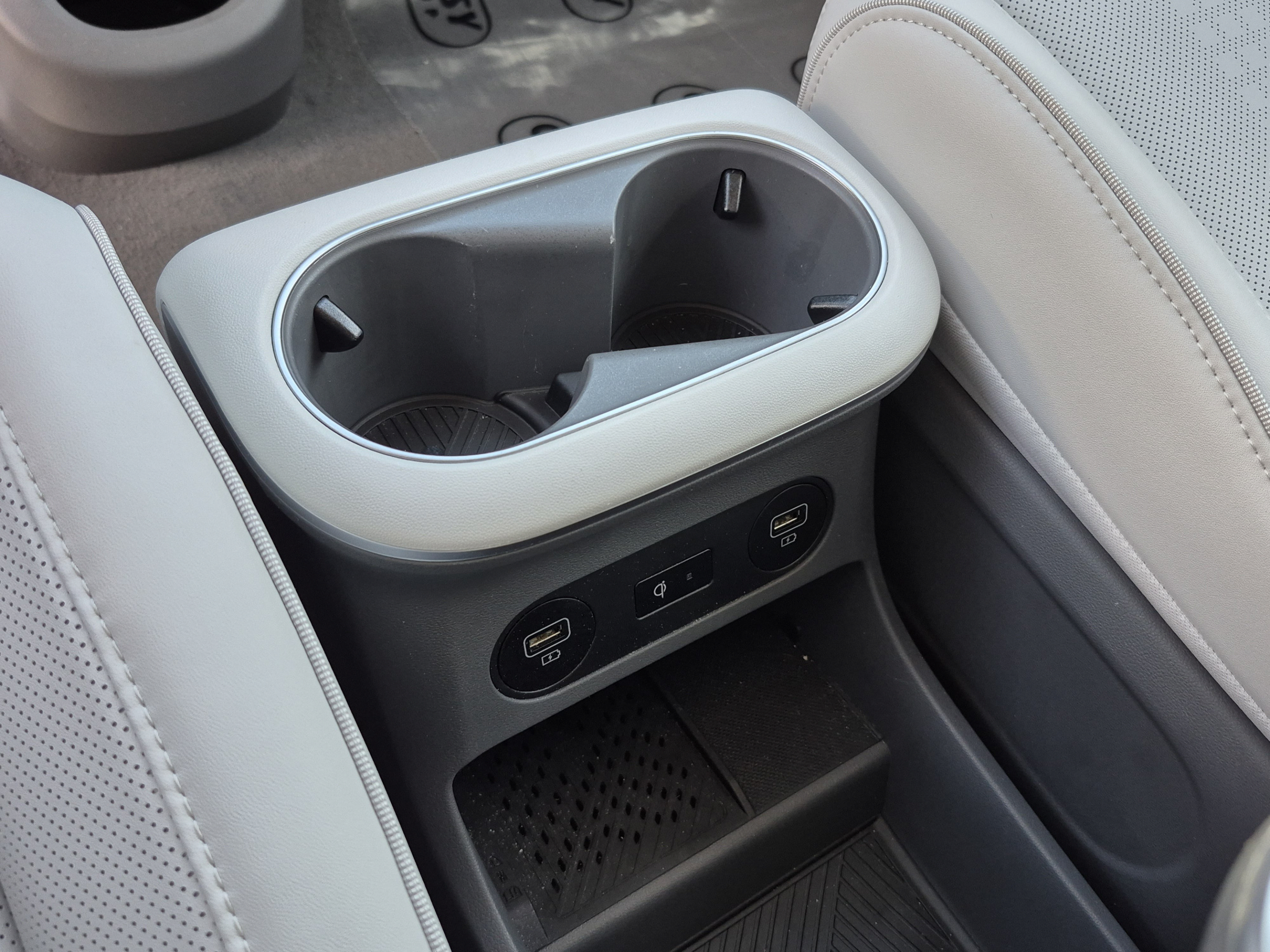 Certified 2024 Hyundai Ioniq 5 Limited RWD image 27