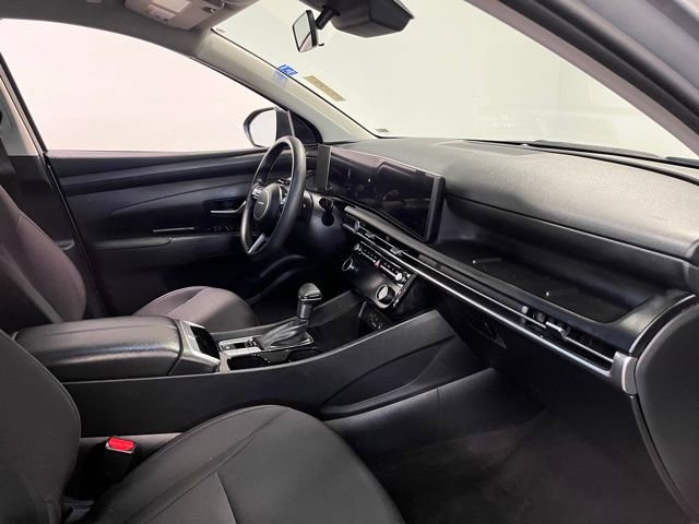 Used 2025 Hyundai Tucson SEL FWD image 11