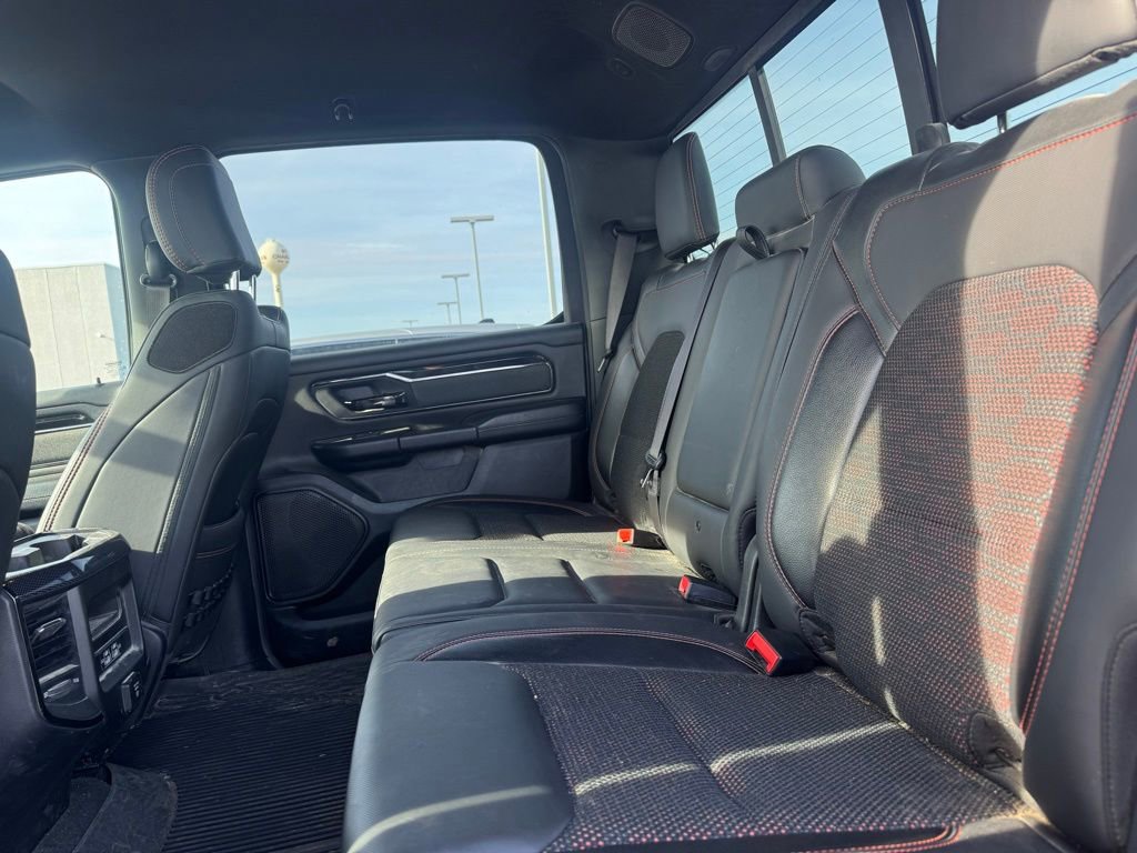 Used 2022 RAM 1500 Big Horn w/ Built-to-serve Edition image 6
