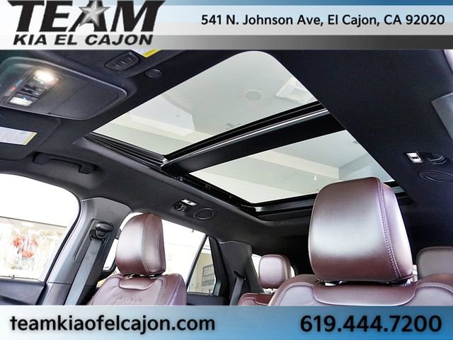 Used 2021 Ford Explorer Platinum w/ Equipment Group 601A AWD/4WD image 17