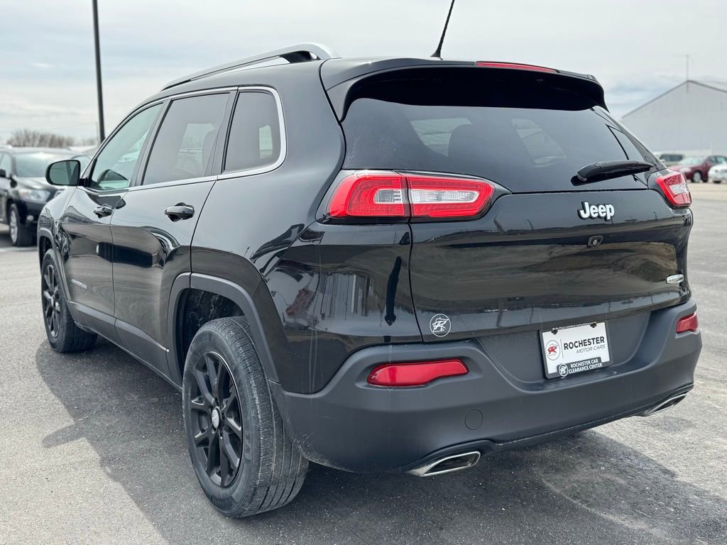 Used 2015 Jeep Cherokee Latitude w/ Cold Weather Group image 40