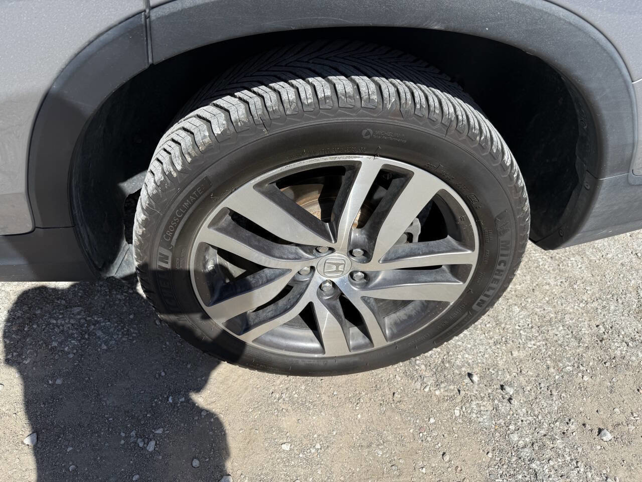 Used 2016 Honda Pilot Touring image 10