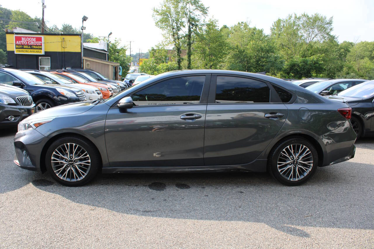 Used 2022 Kia Forte GT-Line w/ GT-Line Premium Package image 12