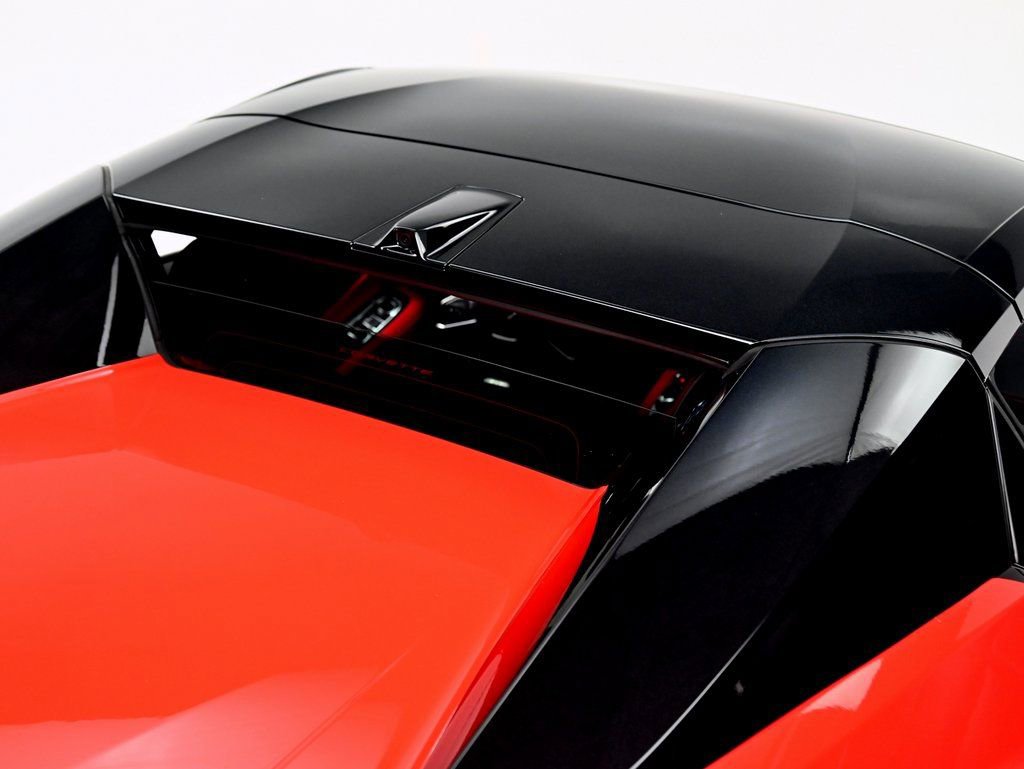 Used 2025 Chevrolet Corvette Z06 RWD image 24