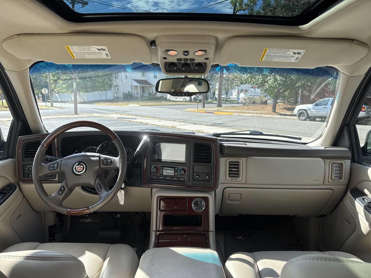 Used 2006 Cadillac Escalade AWD image 7