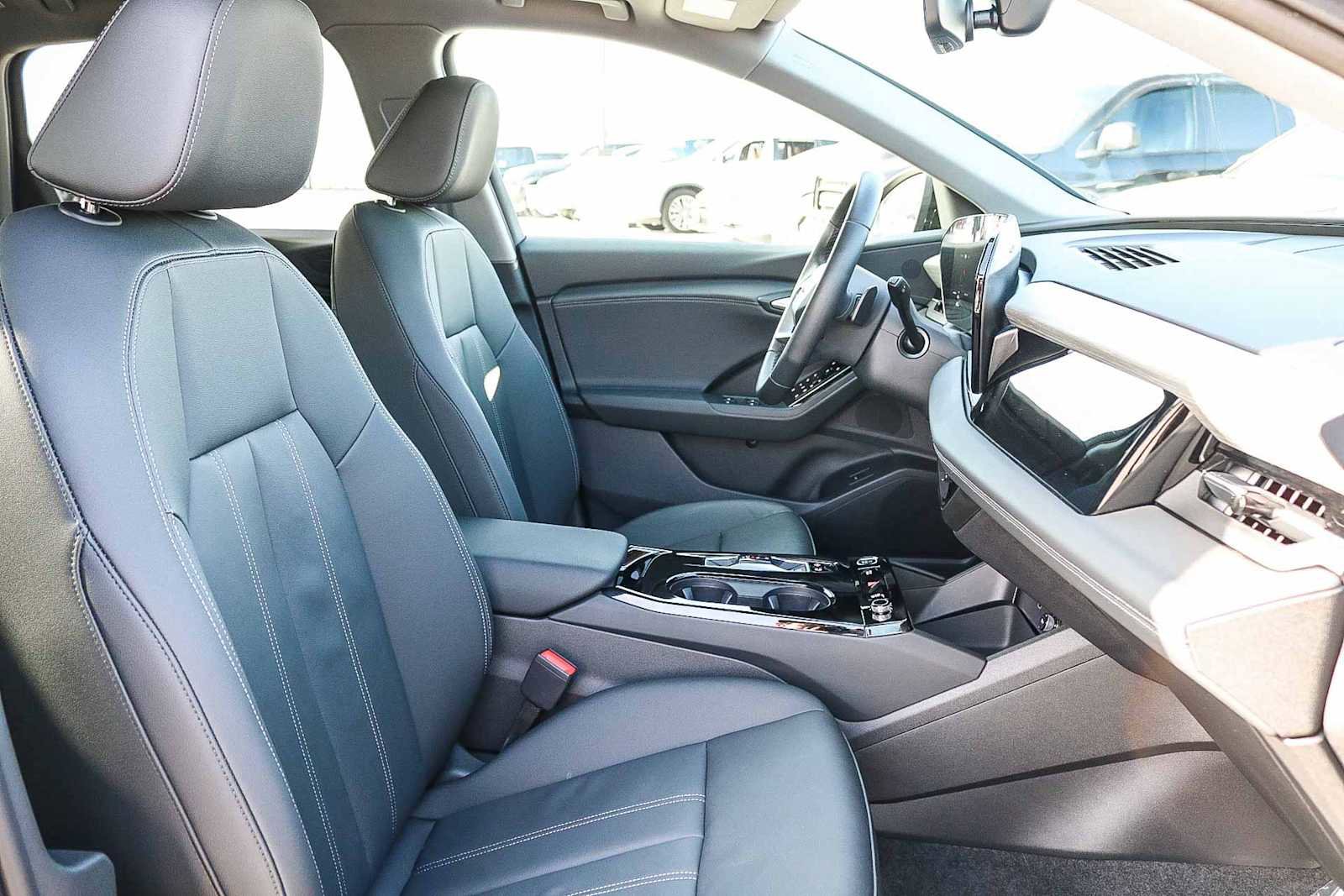 Used 2025 Audi Q6 e-tron Premium w/ Convenience Package image 22