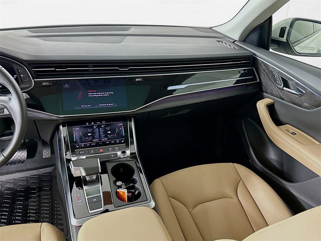 Used 2025 Audi Q8 Premium Plus w/ Premium Plus Package image 20