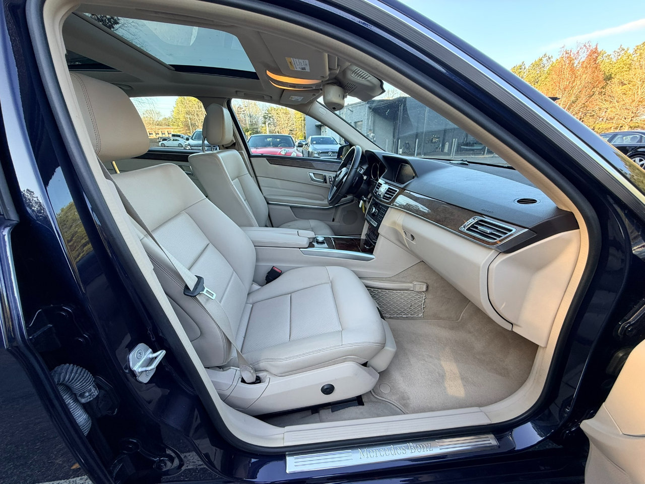 Used 2014 Mercedes-Benz E 350 4MATIC Sedan w/ Premium 1 Package image 15