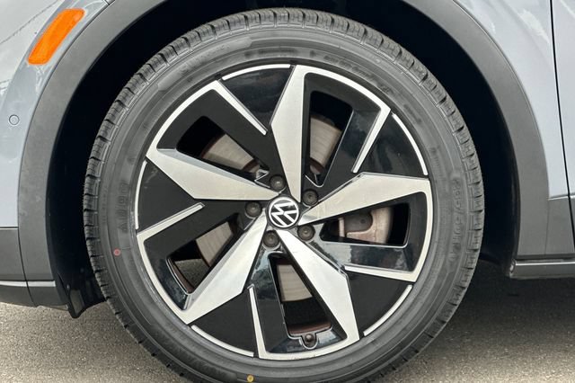 Used 2023 Volkswagen ID.4 Pro S RWD image 33