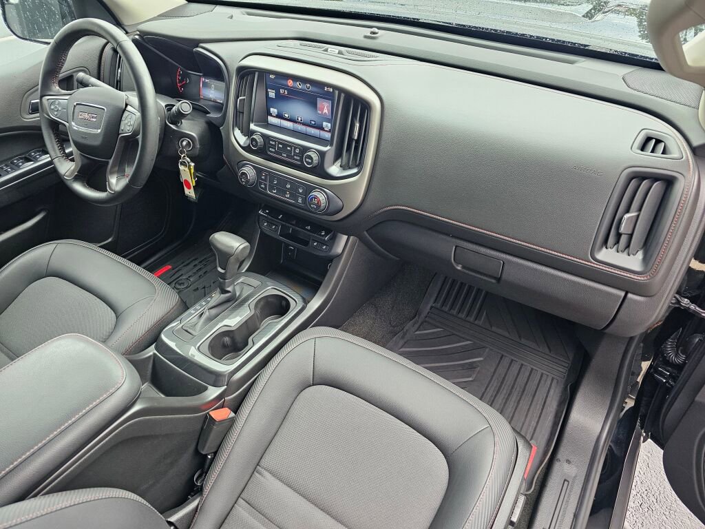 Used 2015 GMC Canyon SLE w/ All-Terrain Package AWD/4WD image 12