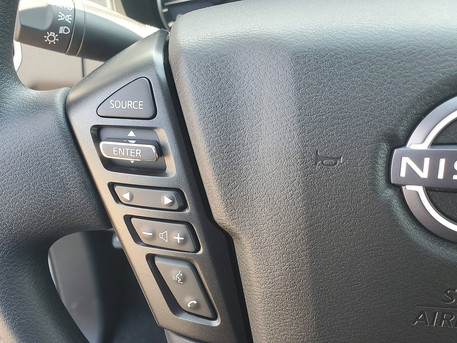 New 2025 Nissan Frontier SV AWD/4WD image 23