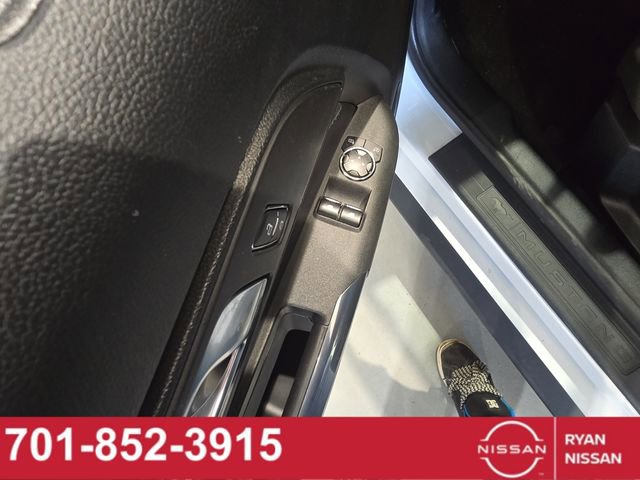 Used 2023 Ford Mustang EcoBoost image 35