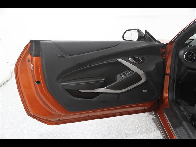 Used 2022 Chevrolet Camaro LT w/ Technology Package RWD image 4