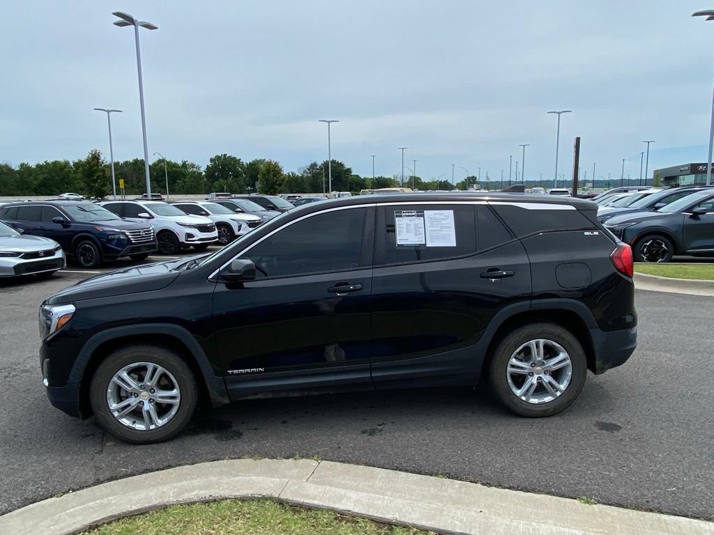 Used 2021 GMC Terrain SLE FWD image 5