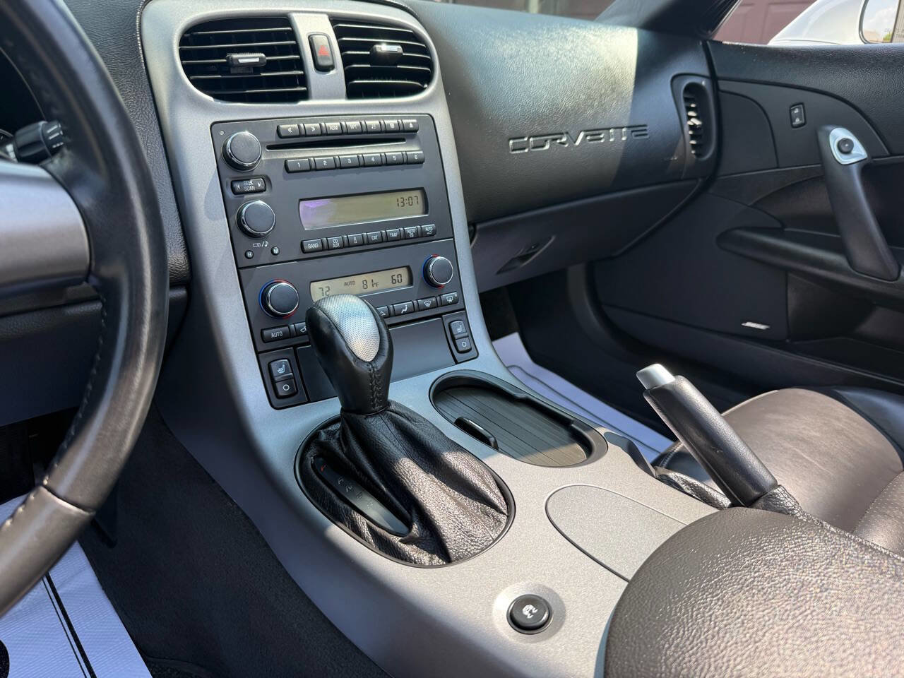 Used 2006 Chevrolet Corvette Convertible w/ Preferred Equipment Group image 26