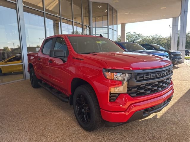 New 2026 Chevrolet Silverado 1500 Custom w/ Turbomax Blackout Package