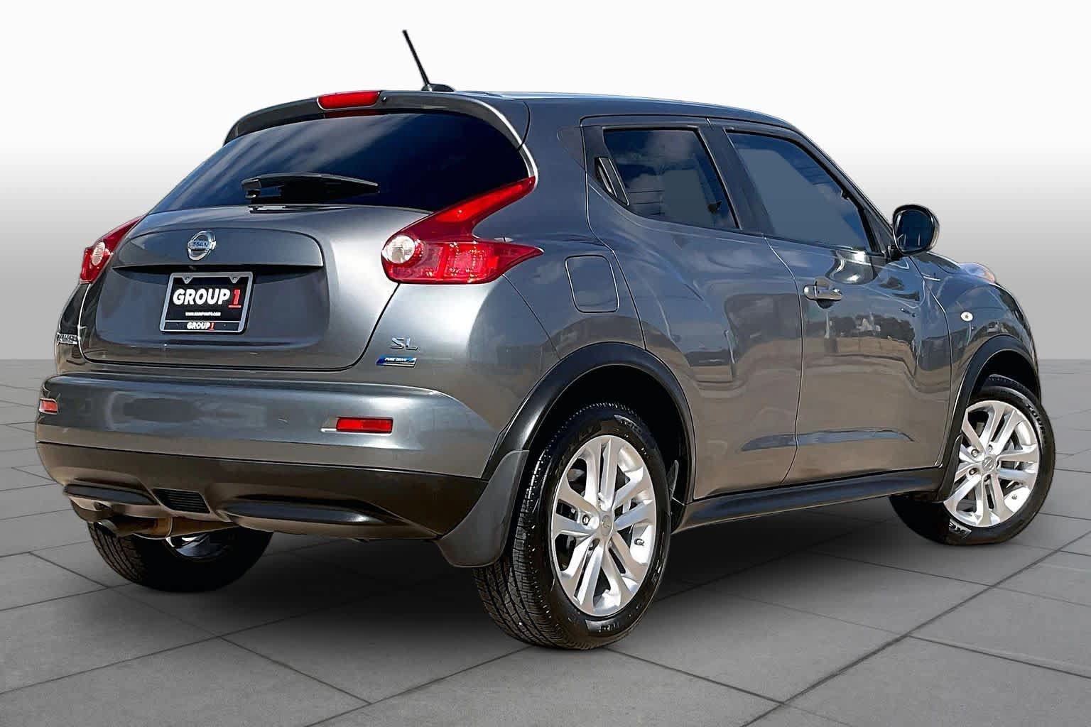 Used 2012 Nissan Juke SL FWD image 12
