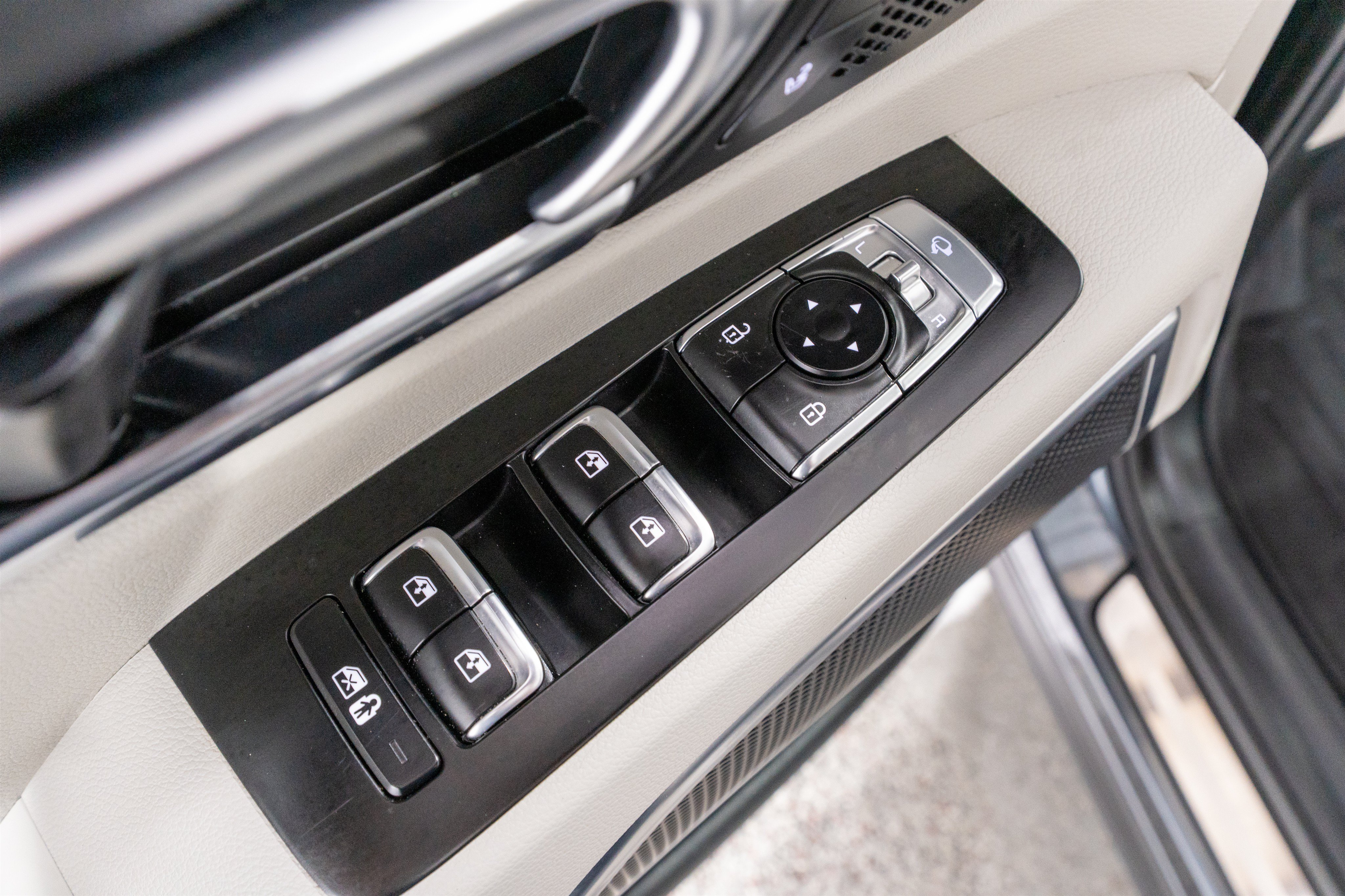 Used 2022 Kia Telluride SX w/ SX Prestige Package AWD/4WD image 14
