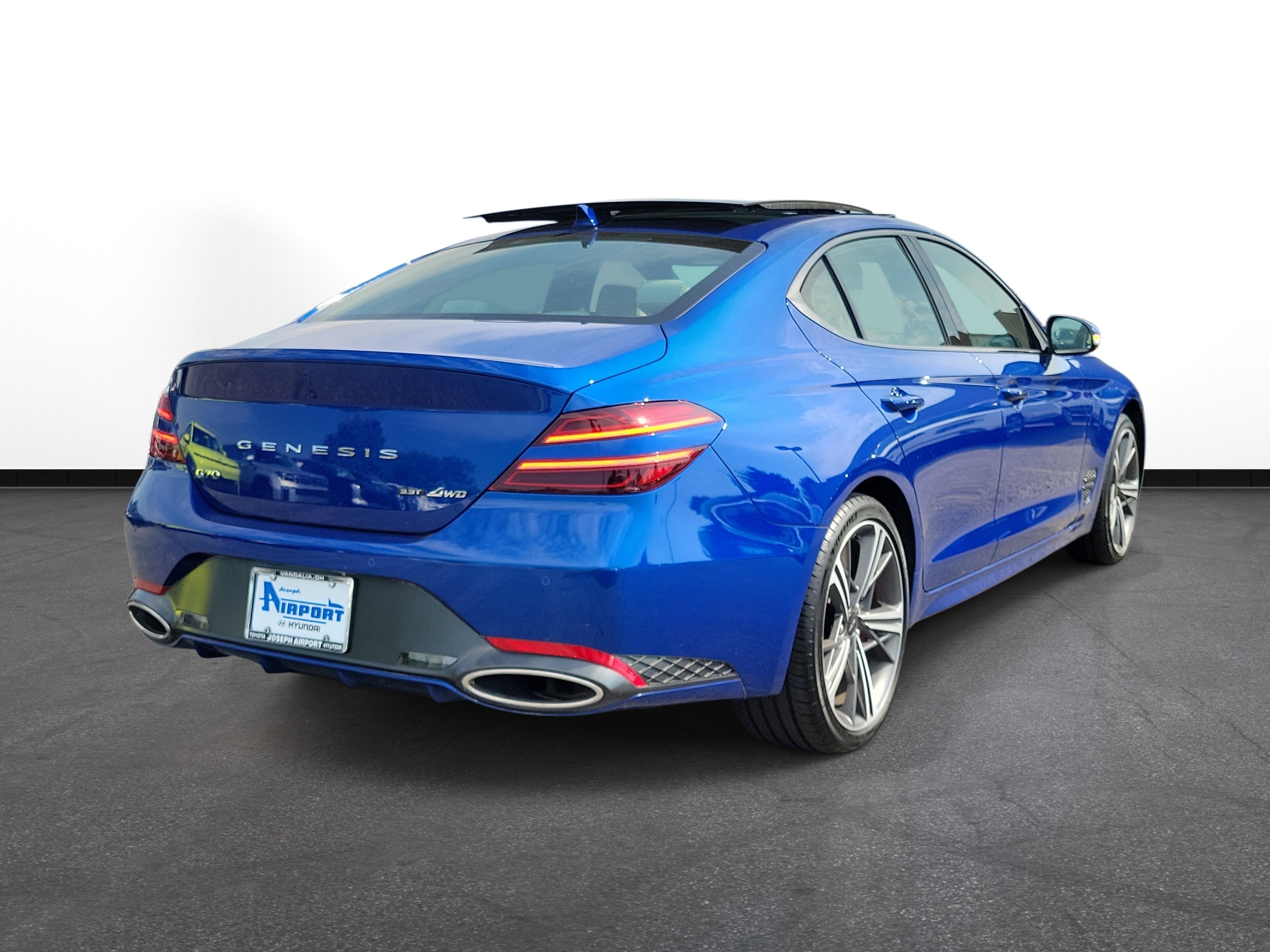 Used 2025 Genesis G70 3.3T Advanced AWD/4WD image 4