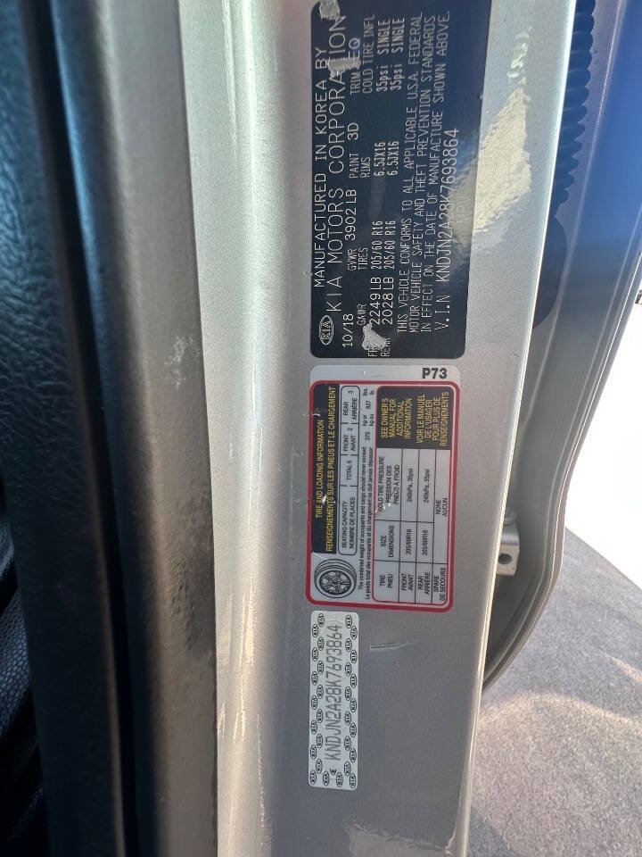 Used 2019 Kia Soul image 11