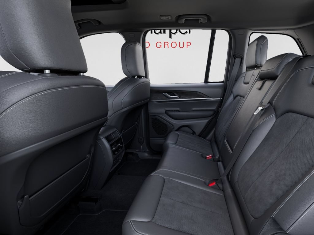 New 2026 Jeep Grand Cherokee Altitude AWD/4WD image 23