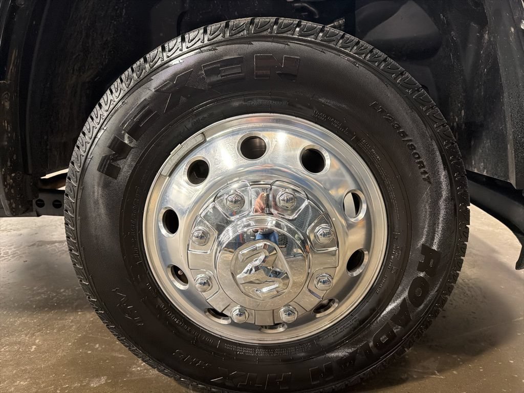 Used 2026 RAM 3500 Tradesman w/ Chrome Appearance Group AWD/4WD image 11