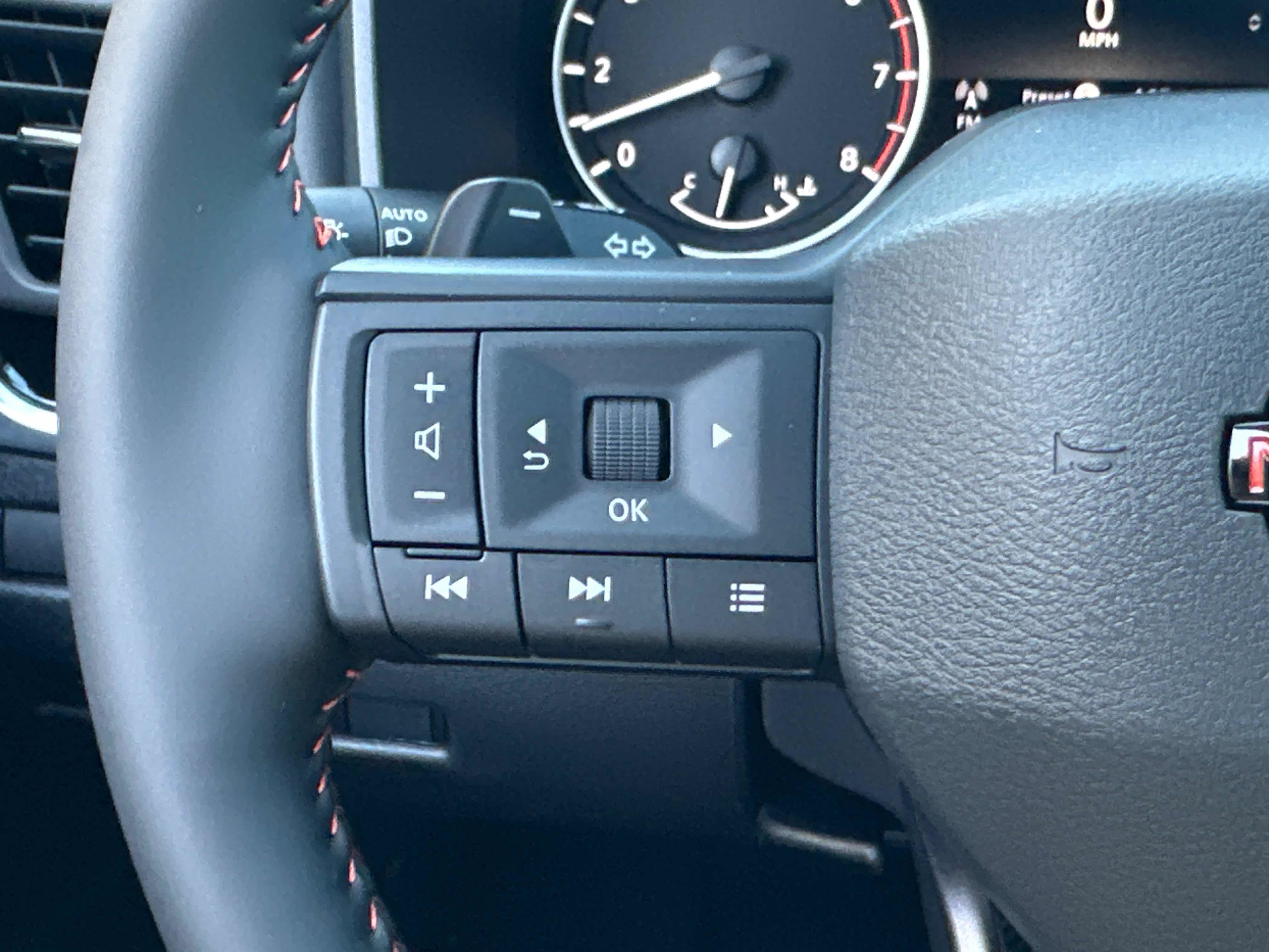 New 2026 Nissan Rogue SV AWD/4WD image 38